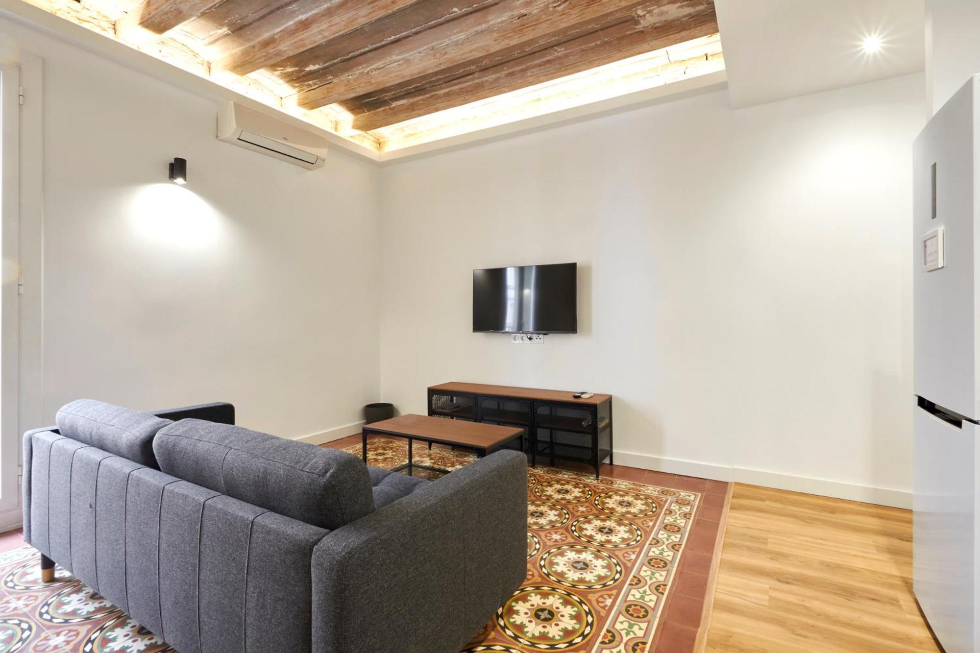 ברצלונה Comfortable Apartment Next To Apolo Theater מראה חיצוני תמונה