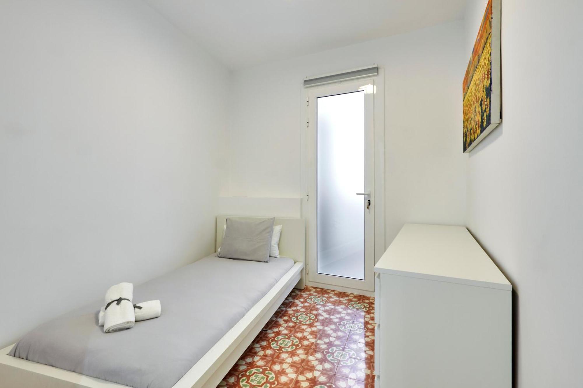 ברצלונה Comfortable Apartment Next To Apolo Theater מראה חיצוני תמונה